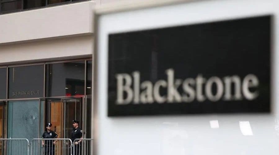 Blackstone تقود استثماراً بقيمة 250 مليون دولار في منصة المدفوعات الإماراتية ADGT
