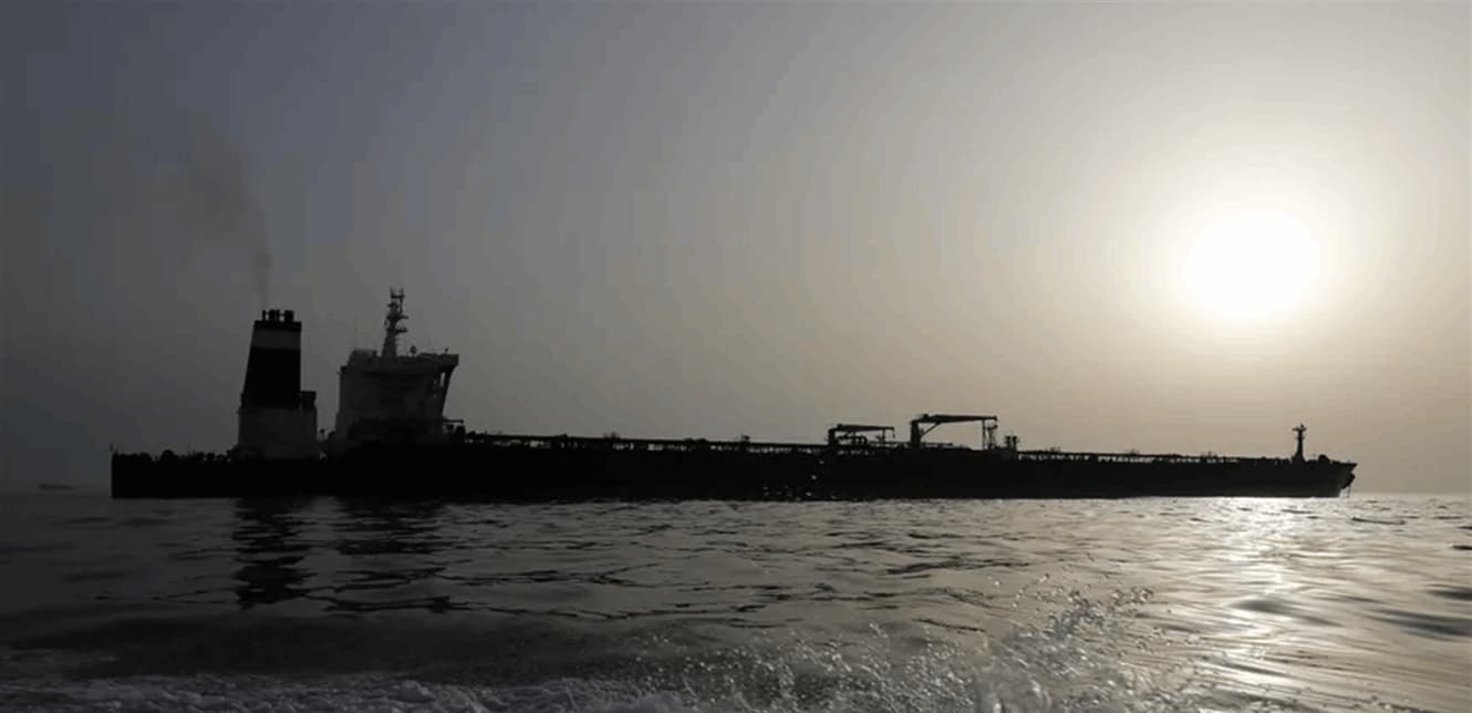 كيف استفاد أباطرة نفط إيران من الحرب؟