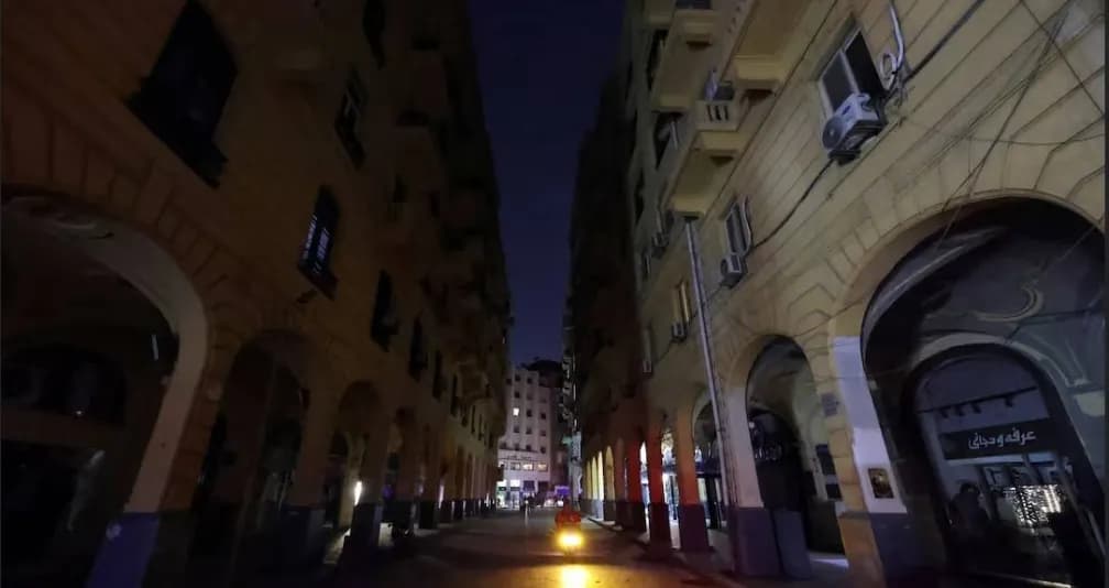 مصر ترفع أسعار الكهرباء للقطاع التجاري بنسب تصل إلى 90 %