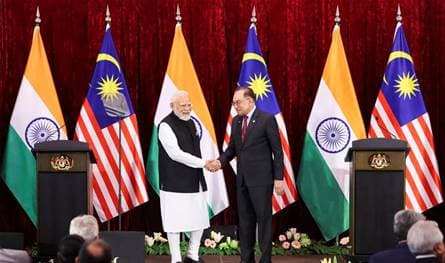 الهند وماليزيا تعززان التعاون الاستراتيجي بتوقيع 11 اتفاقية