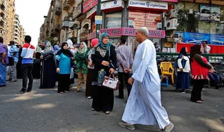 رغم تصاعد التوترات الإقليمية.. "موديز" تثبت تصنيف مصر الائتماني