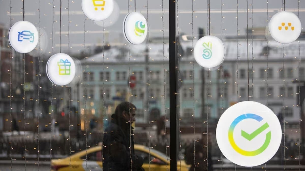 فوضى في موسكو.. عطل بأنظمة الدفع يشل حركة المتسوقين والمسافرين